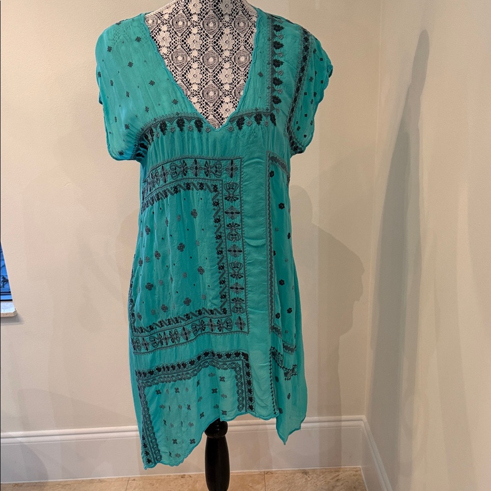 Johnny Was Turquoise Tunic with Black Patterns NWT